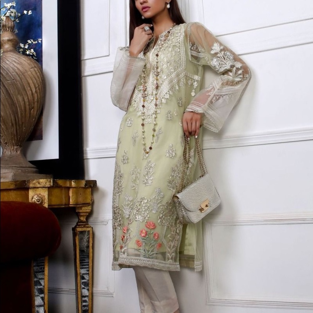 Pakistani designers shirt party wear